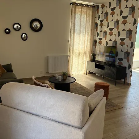 L'escapade - Renove Avec Gout Avec Balcon, Proche Puy Dufou Appartement Pouzauges